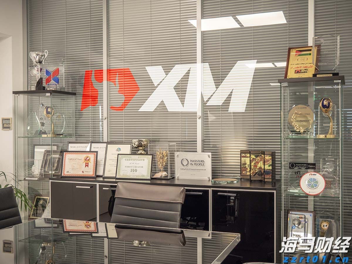 世界首套550米工作面刮板输送成套装备“出海”