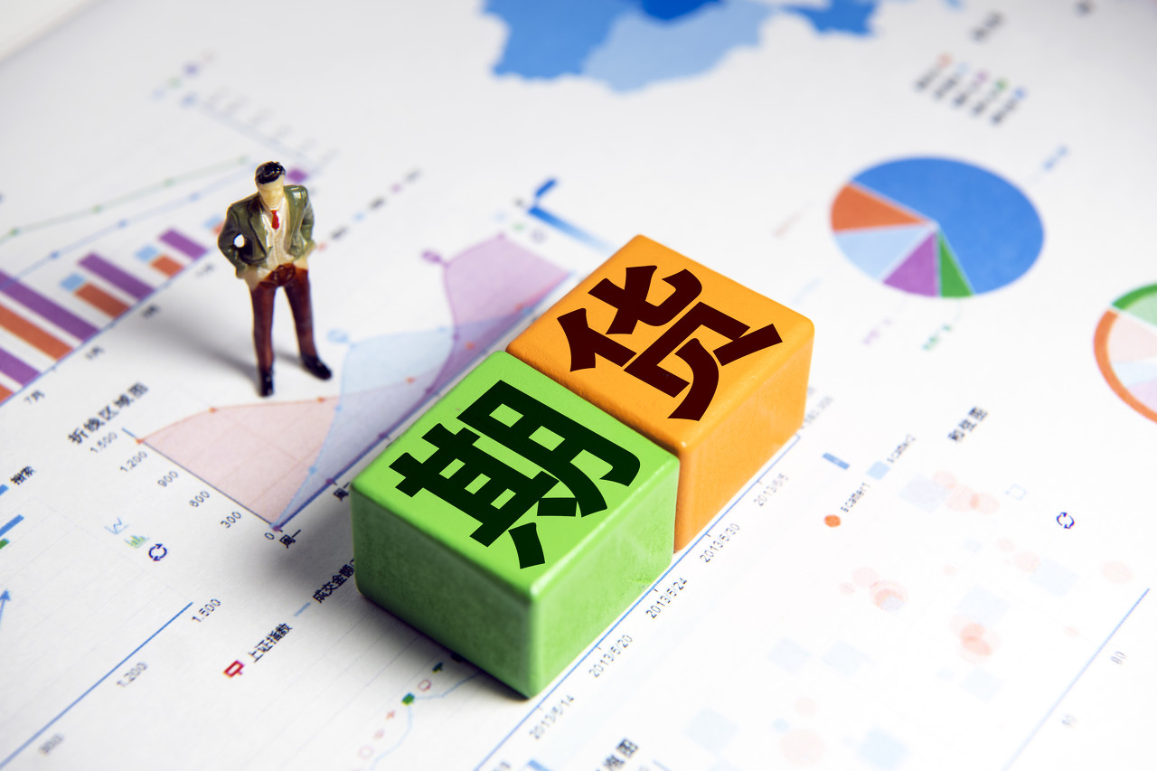 降息风暴未平，稳定币战火又起：特朗普与美联储冲突恐升级
